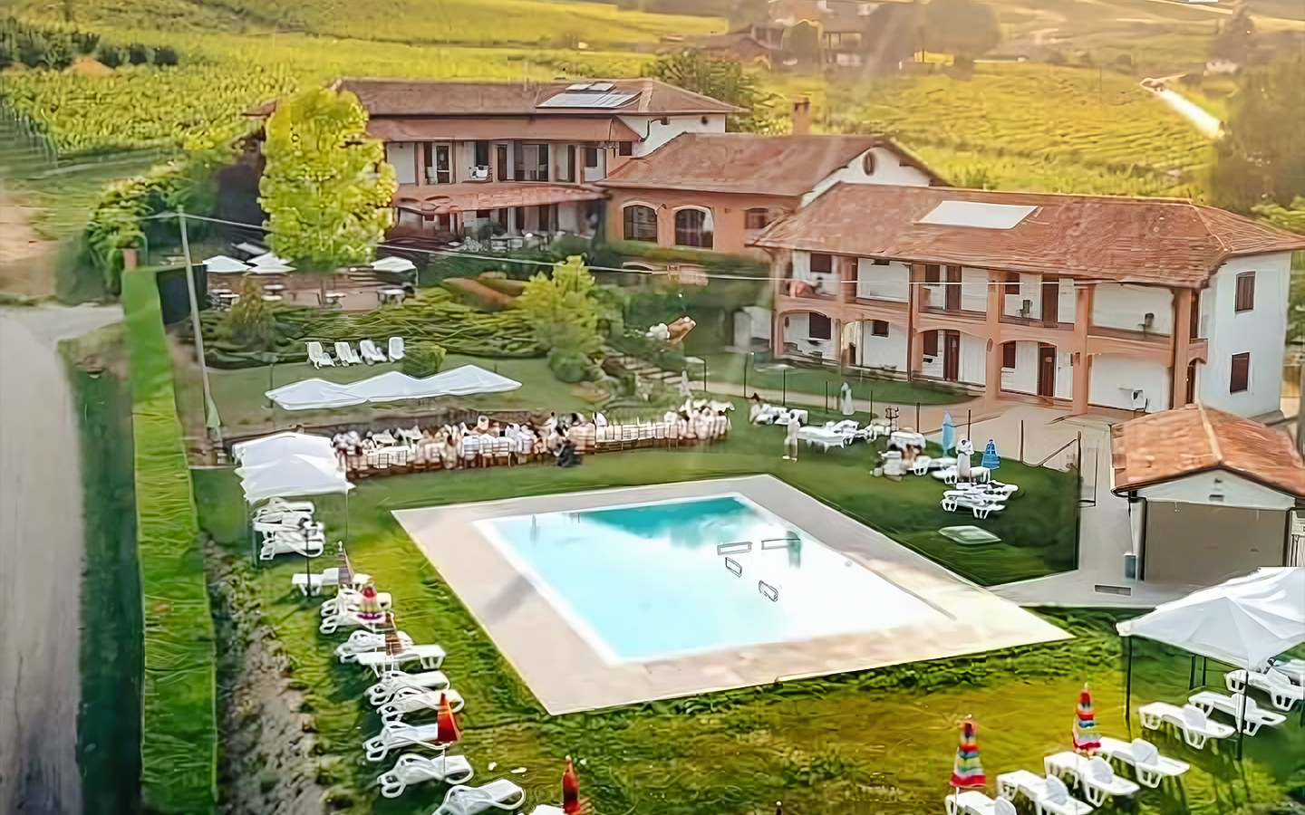 Agriturisme med vingårder og basseng i det sørlige Piemonte