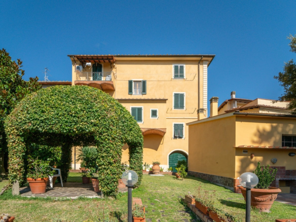 Antica Dimora Nel Borgo Medievale Di Chianni