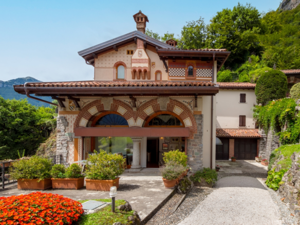 Appartamento di Prestigio in Villa Coppedé