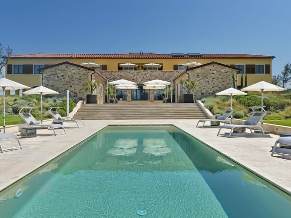 Azienda Agrituristica Di Lusso Con Vista Mare Sull'argentario