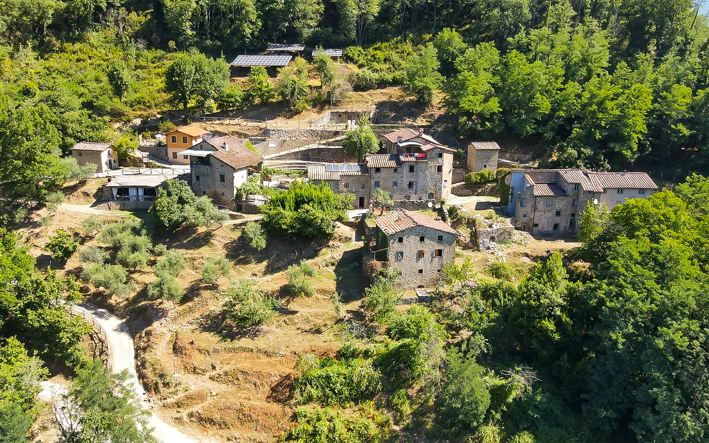 Borgo Storico In Provincia Di Lucca
