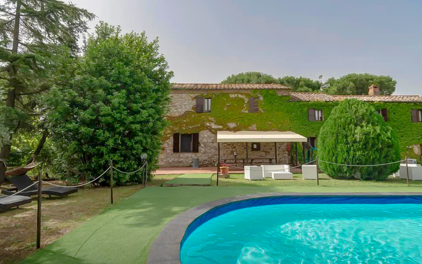 Casale Con Piscina E Campo Da Tennis Nel Cuore Dell’Umbria