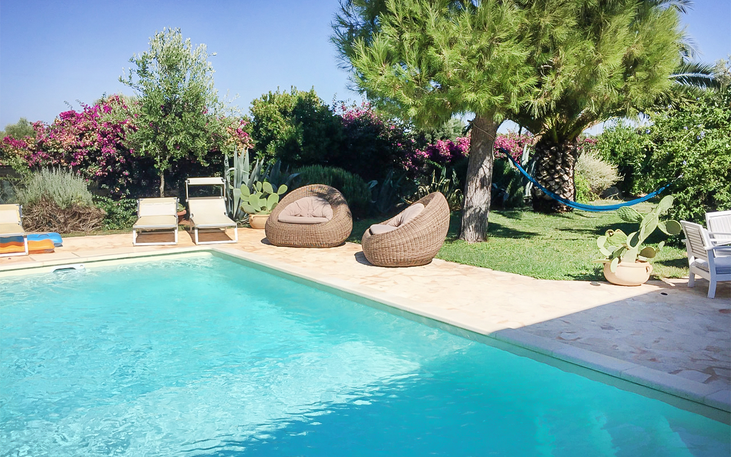 Charmigt lanthus i Savelletri, några minuter från havet och golfbanan San Domenico