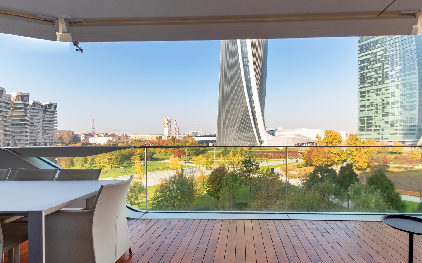 Elegante Appartamento Con Terrazzo Al Piano, Milano City Life