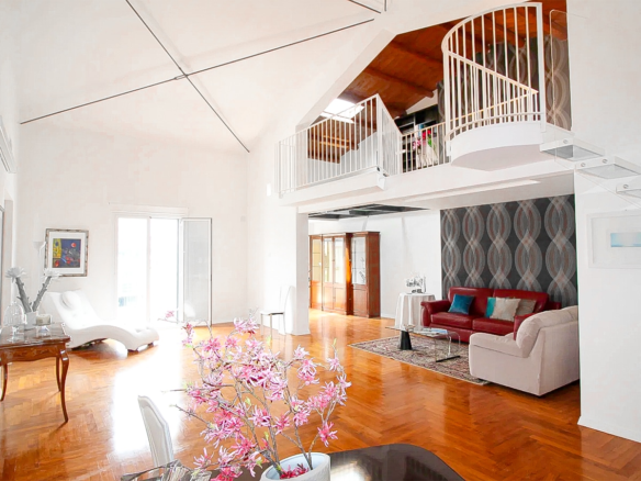 Elegante Proprietà Con Vista Panoramica Sulla Valle Di Santa Domenica