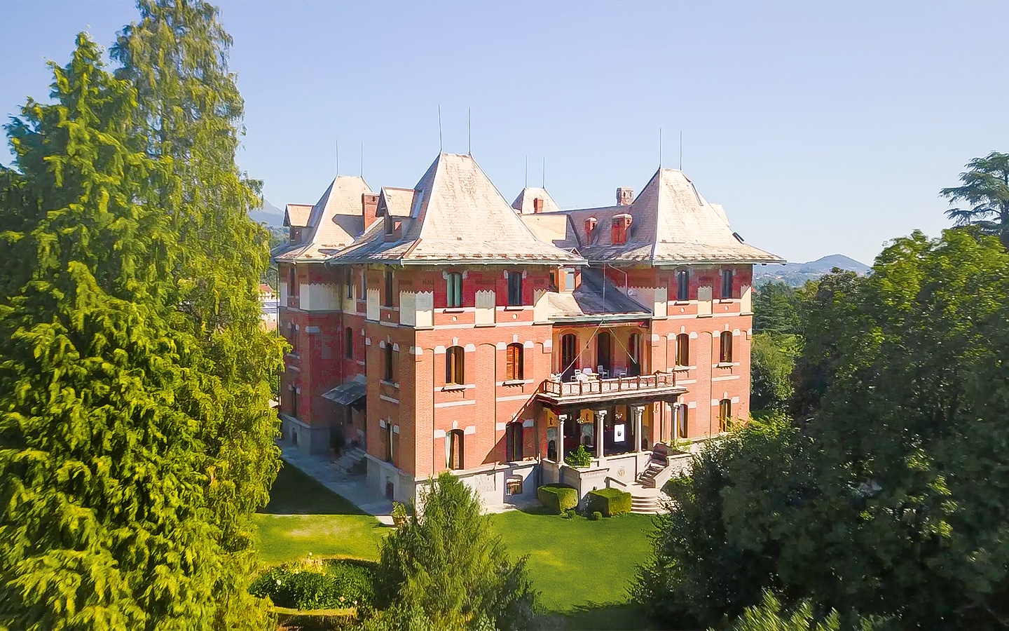 Elegante Villa Dell’800 Tra Le Colline Di Biella, Piemonte