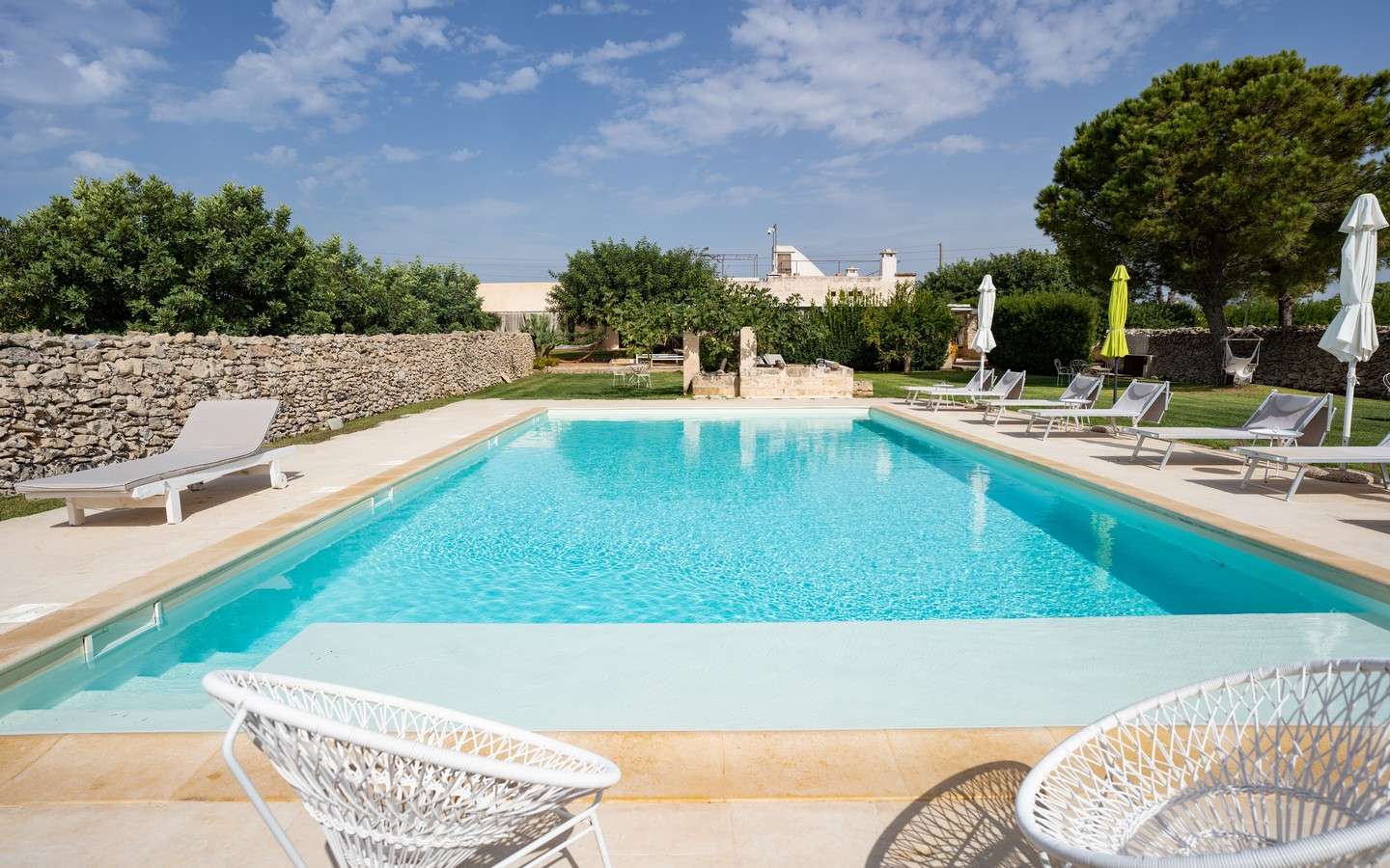 Masseria Salentina Di Lusso Con Piscina A Sfioro A Alezio, Salento