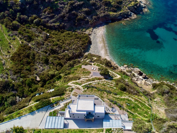Meravigliosa Villa Ristrutturata Con Accesso Al Mare – Andros (Cicladi)