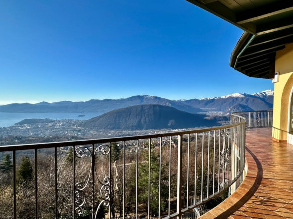 Splendida Villa Con Meravigliosa Vista Lago