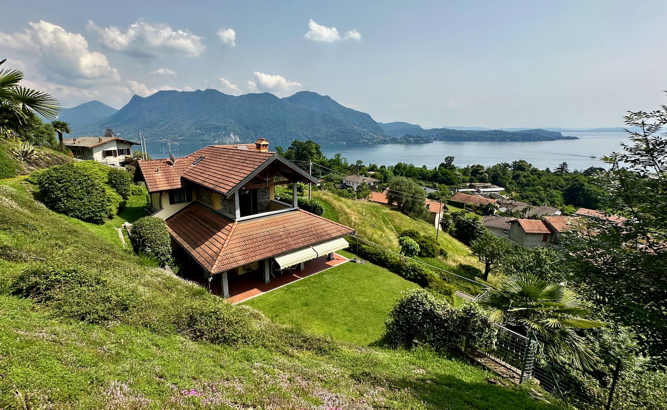 Splendida Villa Con Vista Lago Nella Prima Collina Di Verbania Intra