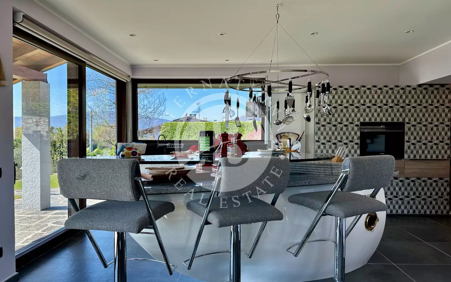 Piscina E Parco Privato A Verbania Intra