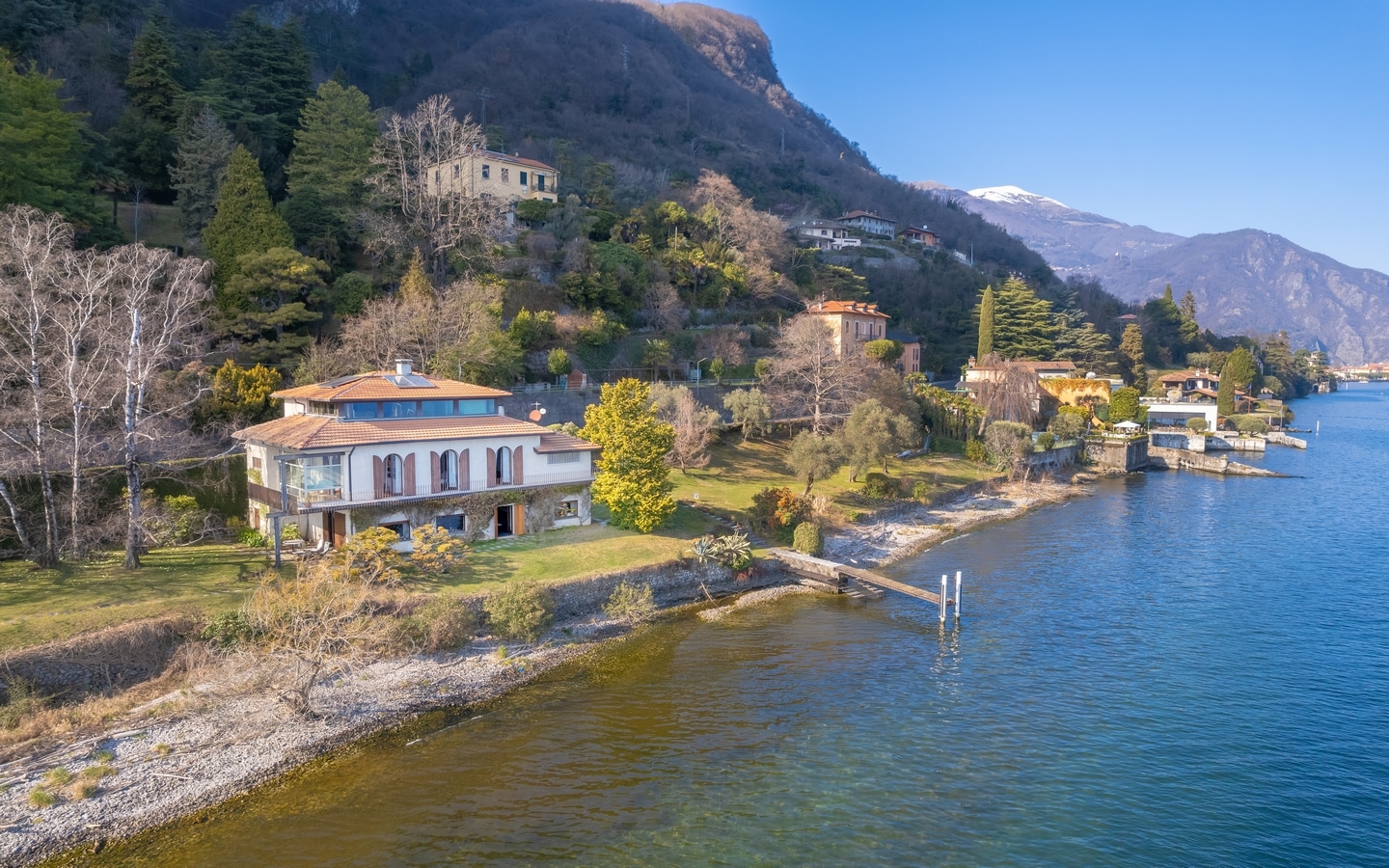 Splendida Villa Di Design Con Accesso Al Lago Alle Porte Di Menaggio