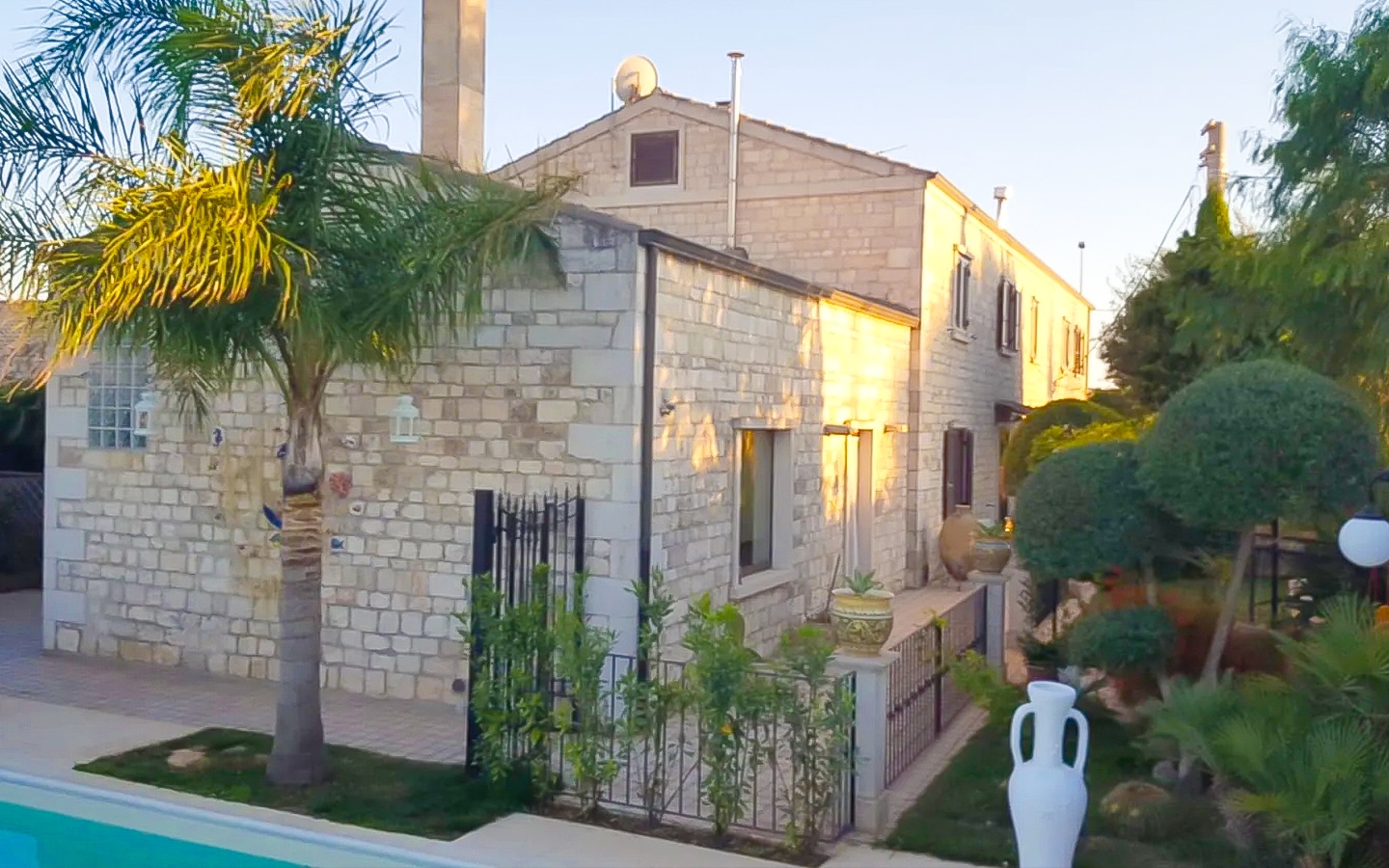 Splendida Villa In Pietra Con Piscina A Modica, Sicilia