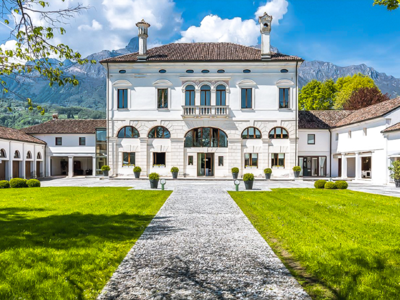 Splendida Villa Veneta Circondata Dalle Dolomiti Bellunesi