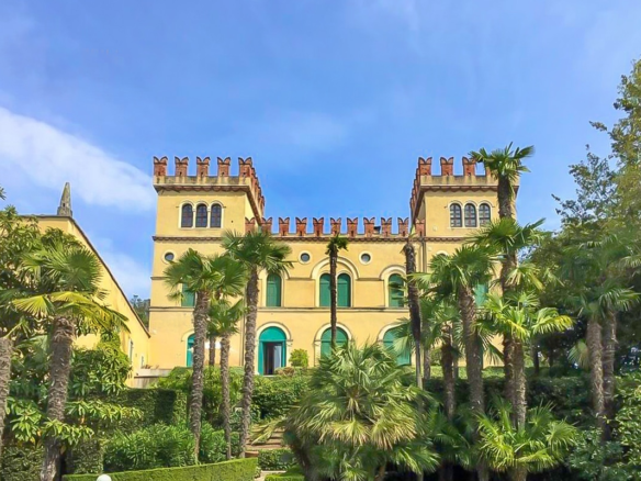 Splendido Appartamento In Villa Storica A Lazise