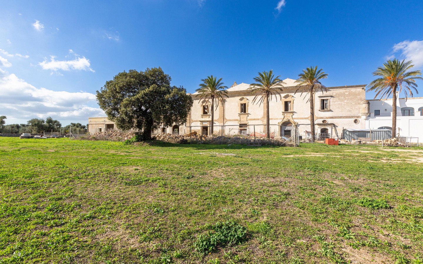 Suggestiva Masseria A 5 Minuti Da Taranto, Puglia