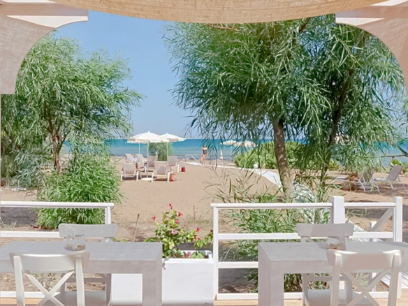 Tenuta Storica Con Laghi Naturali A Vista Panoramica Sul Mare