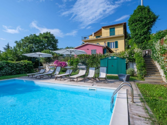 Villa Con Piscina E Vista Mare Nelle Colline Toscane