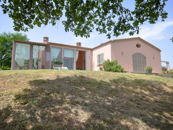 Villa Con Vista Panoramica E Piscina A Narni
