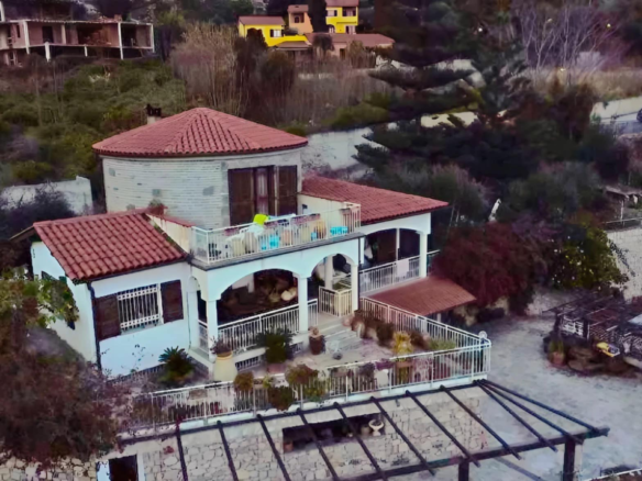 Villa Con Vista Sul Mare E Ampio Giardino A Latte