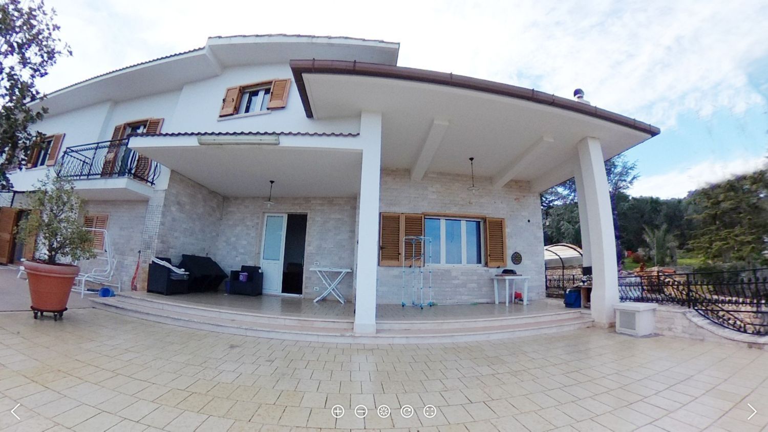 Frittliggende villa med havutsikt i Perfieria Di Fasano, Puglia