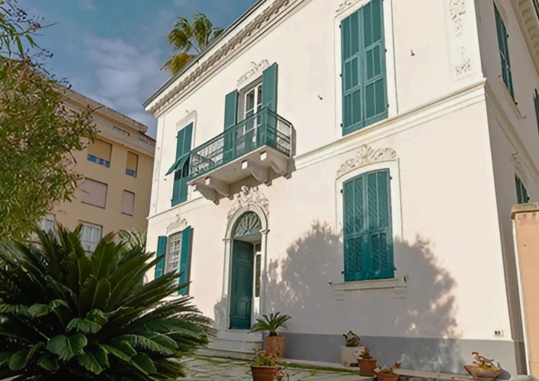 Villa Prestigiosa Dell ‘800 A Pochi Passi Dal Mare Di Porto Maurizio, Imperia