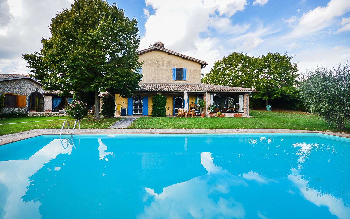 Villa Ristrutturata Con Piscina E Giardino A Montecastrilli