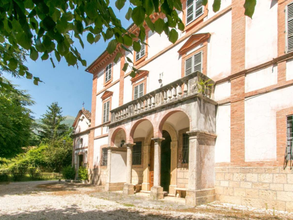 Appartamento D'Epoca Cuore Centro Storico Civitella Del Tronto Abruzzo