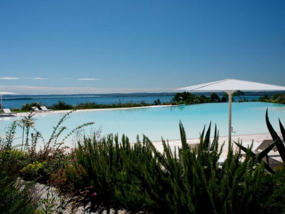 Appartamento Di Lusso Sul Lago Di Garda