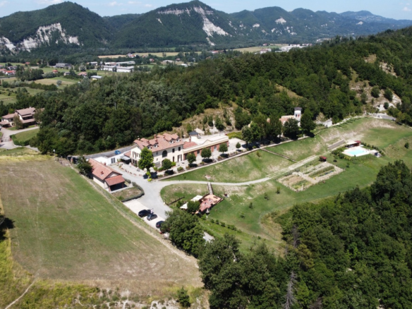 Appartamento Ristrutturato In Complesso Residenziale Immerso Nella Natura A Vignole Borbera