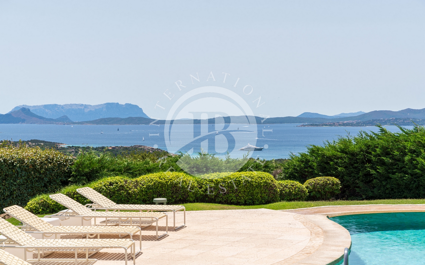 Spa E Vista Sulla Baia - Arzachena