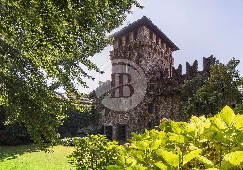 Magnifica Proprietà Del Tredicesimo Secolo Ristrutturata