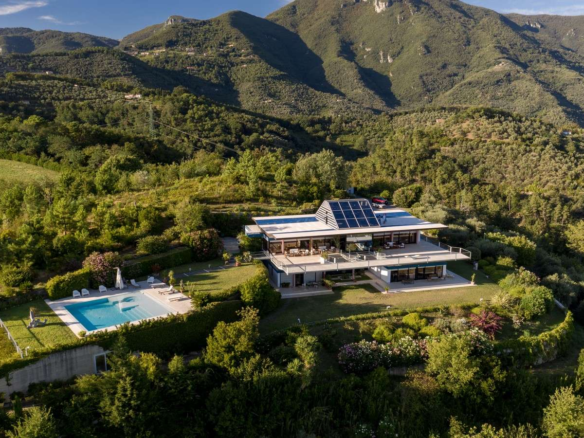 Splendida Proprietà Di Design Con Vista Mare - Camaiore