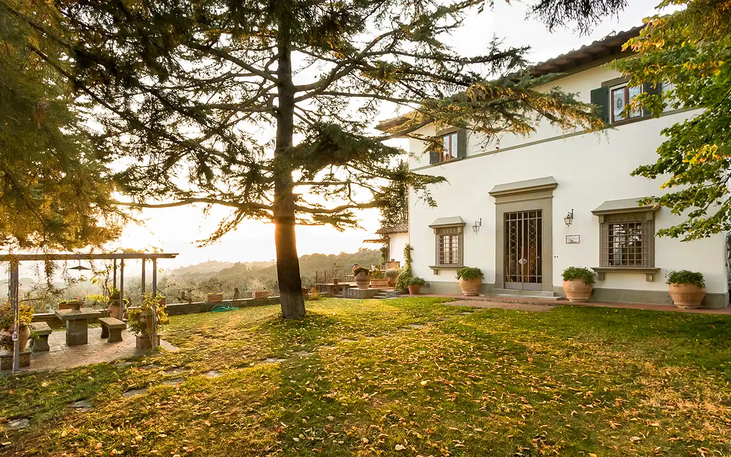 Villa Rinascimentale Ristrutturata Nella Campagna Di Firenze, Con Ampio Parco Privato E Piscina