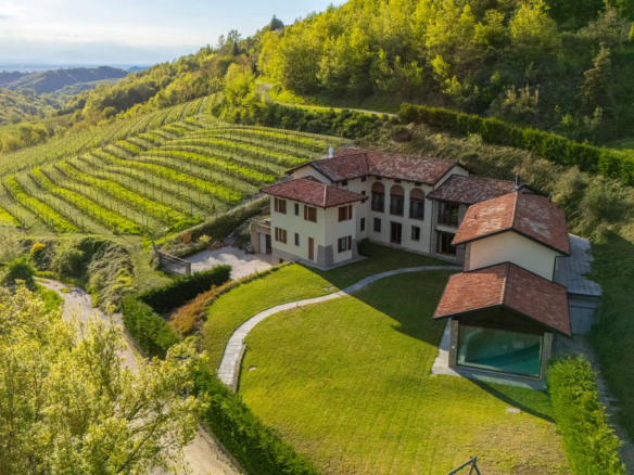 ib-732-tenuta-di-lusso-con-piscina-interna-vigneti-langhe-piemonte (1)