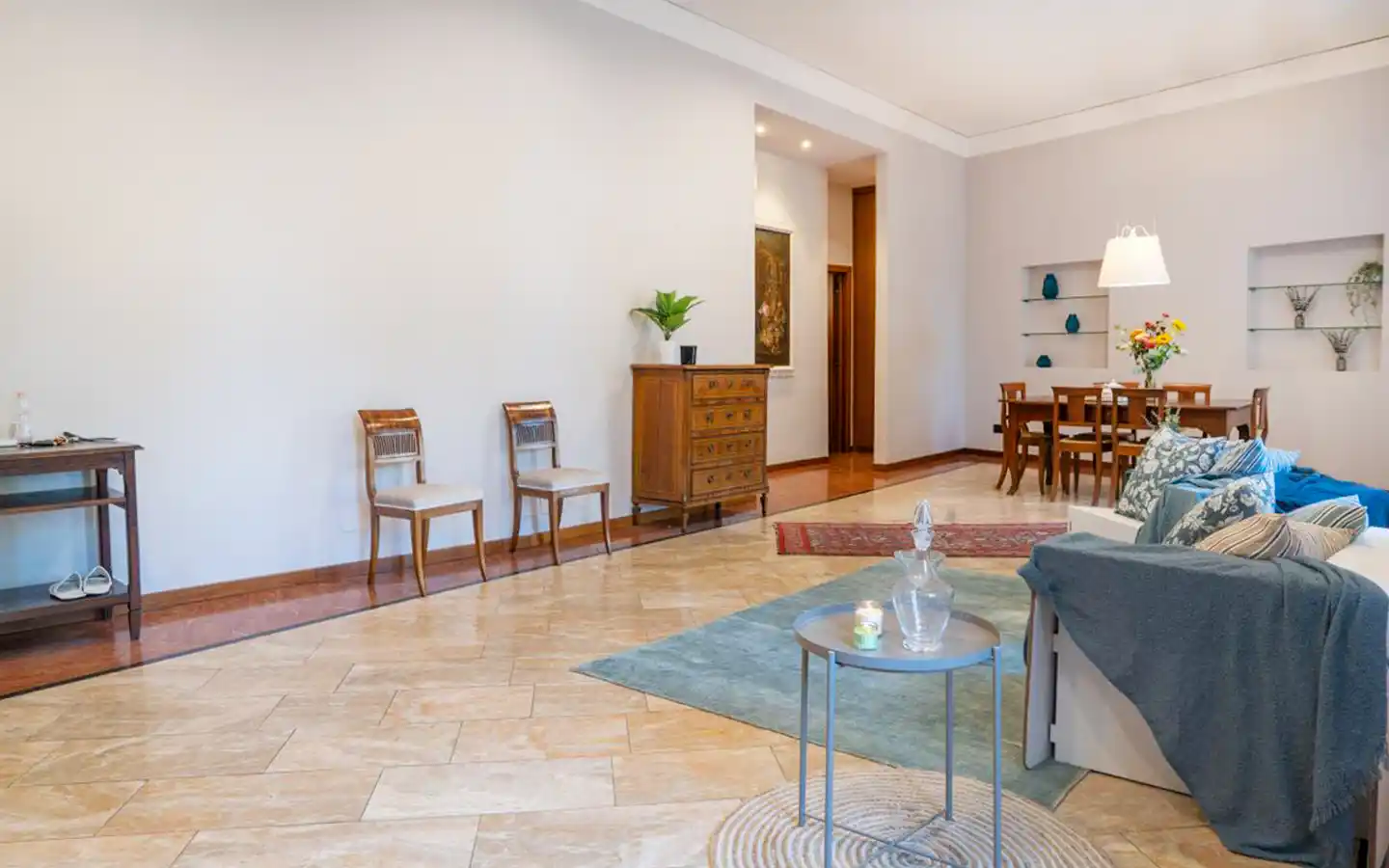 Ampio Appartamento Con Vista Adige E Posto Auto A San Zeno, Verona