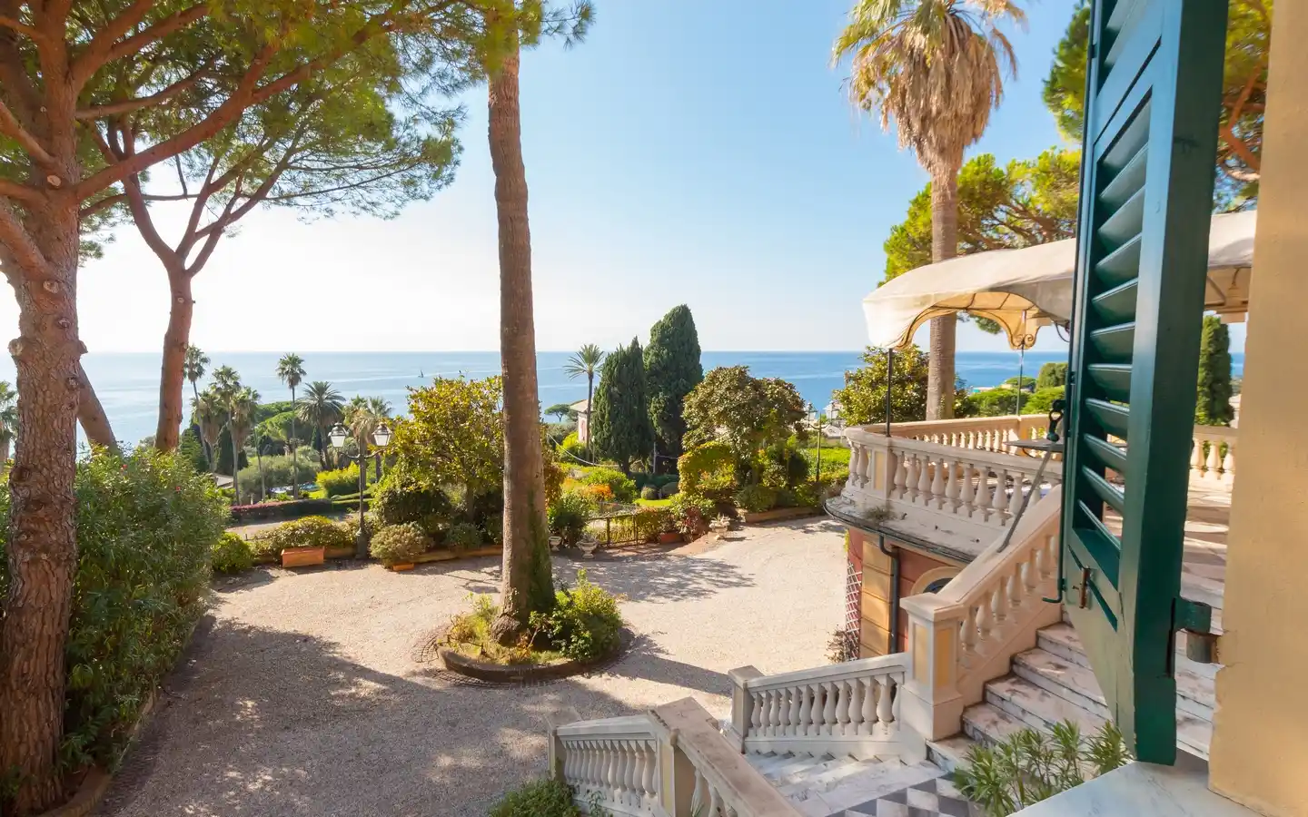 Appartamento Di Prestigio In Villa Storica Con Giardino e Vista Mare Panoramica Nel Golfo Paradiso, Liguria