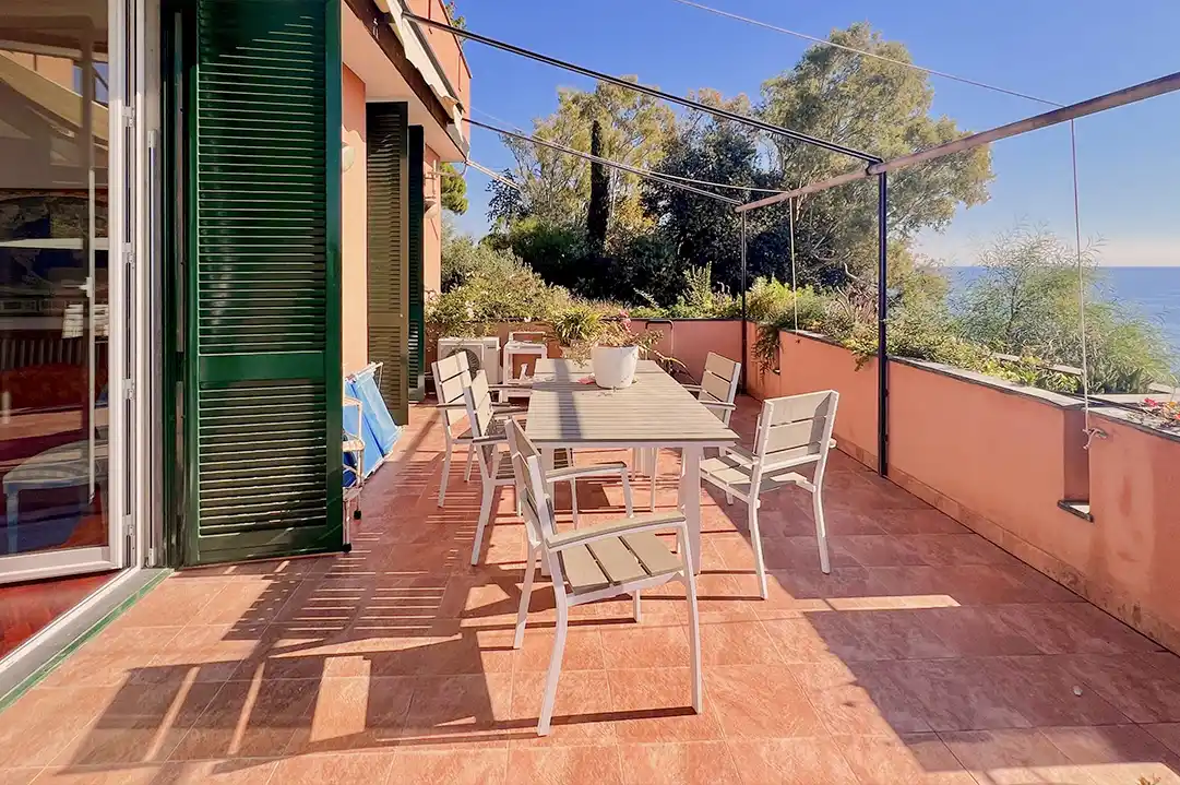 Wohnung am Wasser mit atemberaubender Aussicht, Piani D'Invrea, Varazze