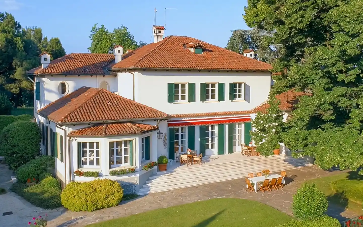 Elegant villa med panoramautsikt och pool några minuter från Vicenzas centrum